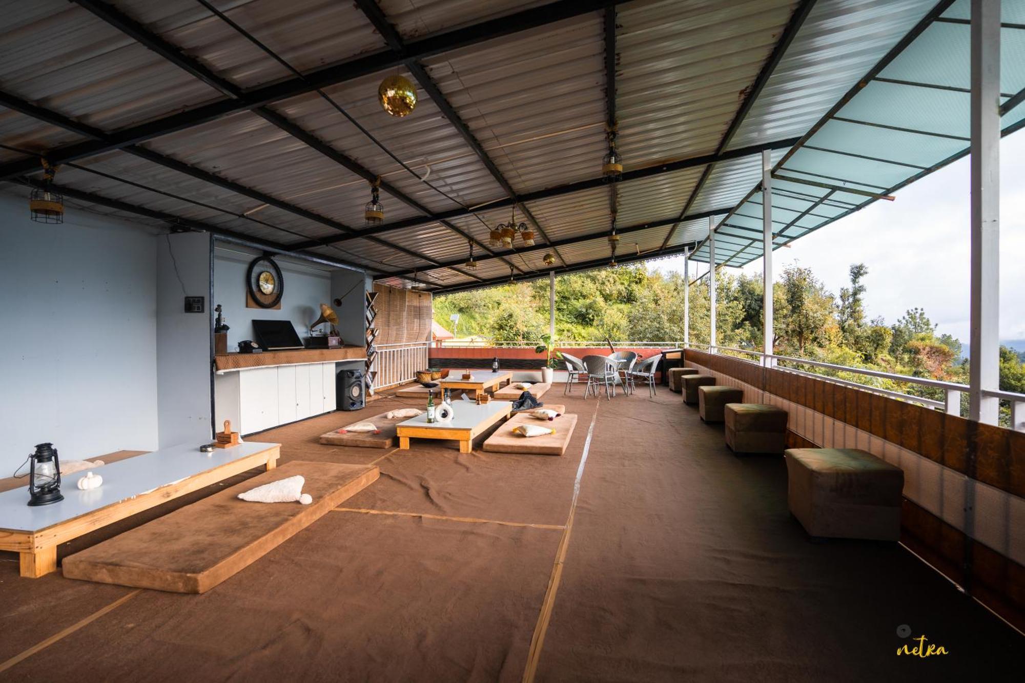 The Rare One'S Mukteshwar - Resort & Cafe Exterior photo