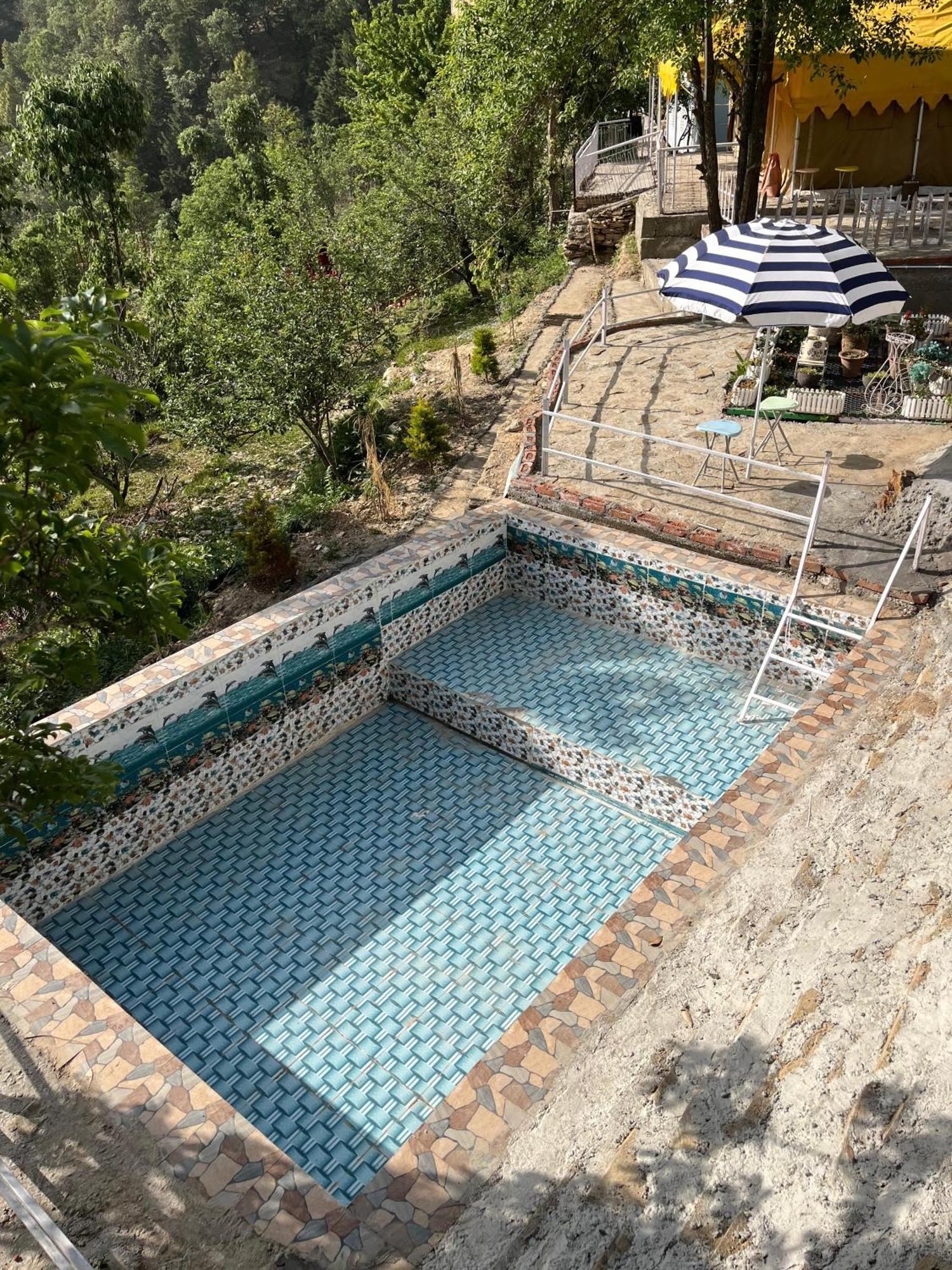 The Rare One'S Mukteshwar - Resort & Cafe Exterior photo